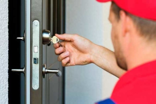 Какие услуги оказывают службы экстренного вскрытия замков?