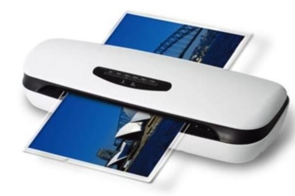 Ошибки при выборе ламинатора для офиса. Что нужно знать перед покупкой?