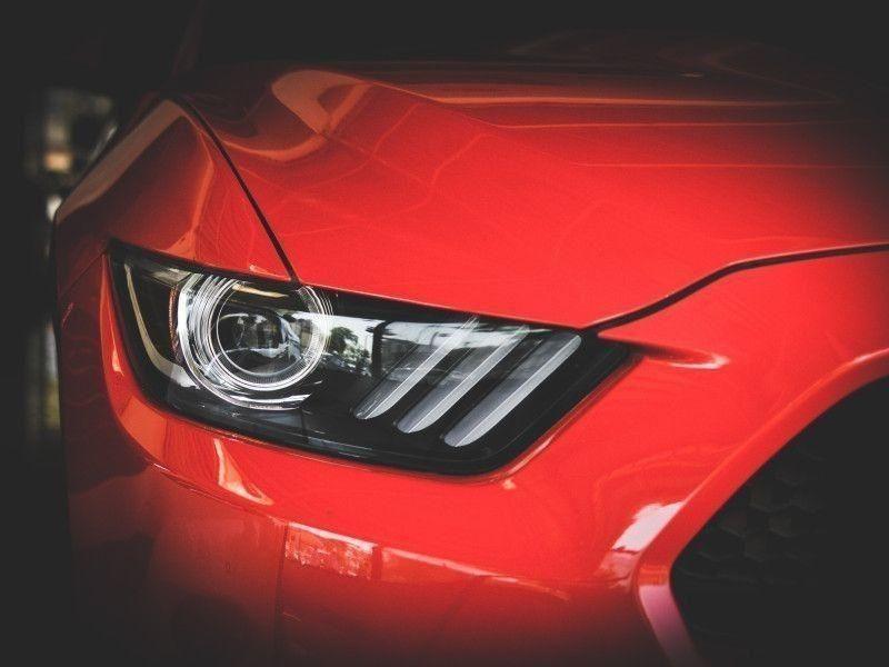 От «шестерки» до Kia Rio — как за 20 лет изменилась женская машина в «Росгосстрахе»