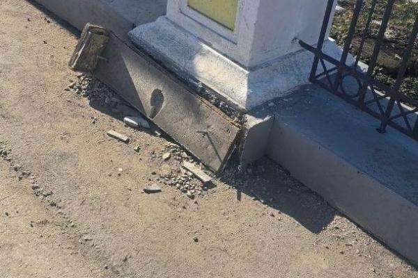 Рязанцы заметили, что ограждение Верхнего городского парка начало разрушаться