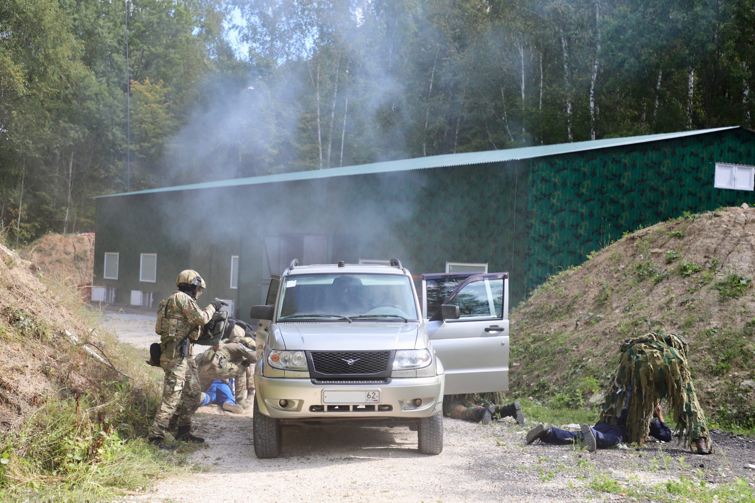 Росгвардия охрана важных государственных объектов. Нападение на охраняемый объект. Нападение на охраняемый объект. Военный караул. Нападение на охраняемый объект.