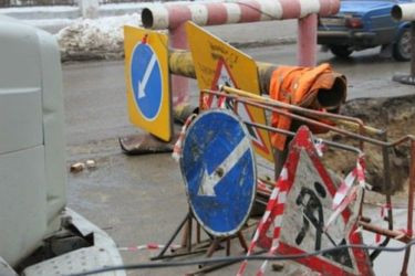 Движение по улице Свободы восстановят в течение дня Движение по улице Свободы восстановят в течение дня