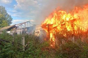 В Рязанской области сгорел 12-квартирный дом