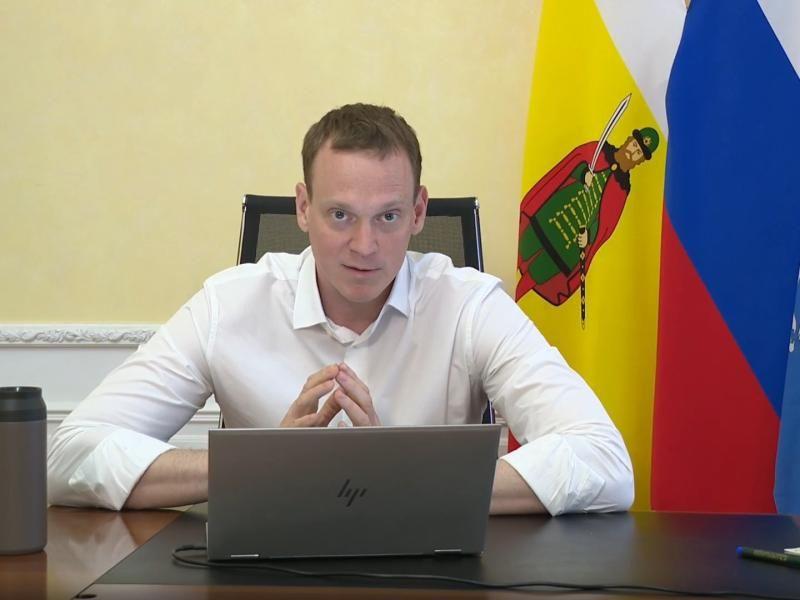 Павел Малков начал прямой эфир, где ответит на вопросы рязанцев