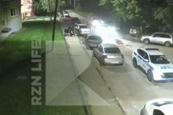 В Рязани полицейские избили мотоциклиста