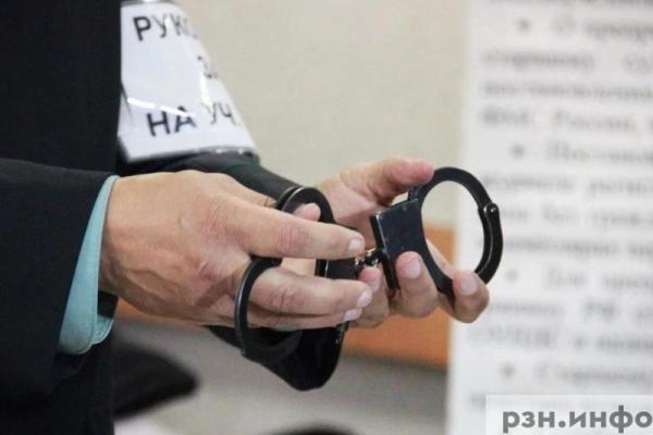 Житель Рязанской области попытался дать взятку сотруднику ГАИ и получил срок