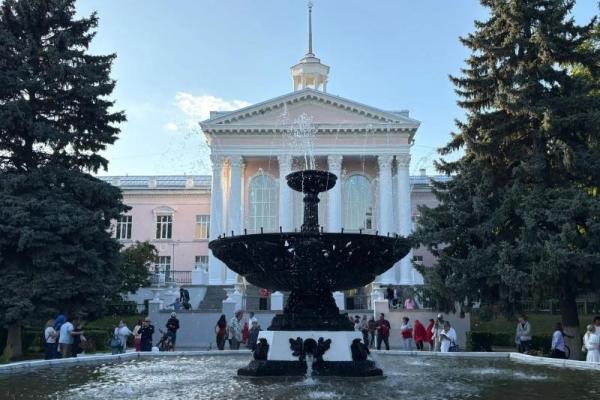В Рязани запустили не работавший почти 40 лет фонтан