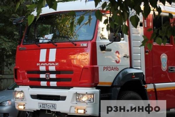 В Рязани горела остановка
