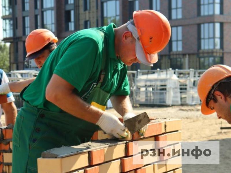 В Рязани отметили 70-летие празднования Дня строителя